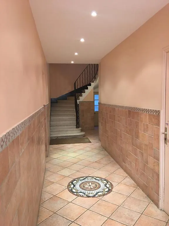 Appartement L'Excelsior à Bandol 0*,
